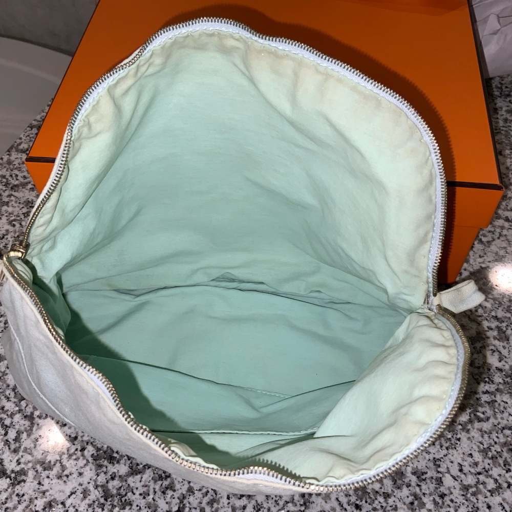 HERMES Mint Green Bolide Cotton Canvas Travel Zip Pouch - Picture 7 of 16